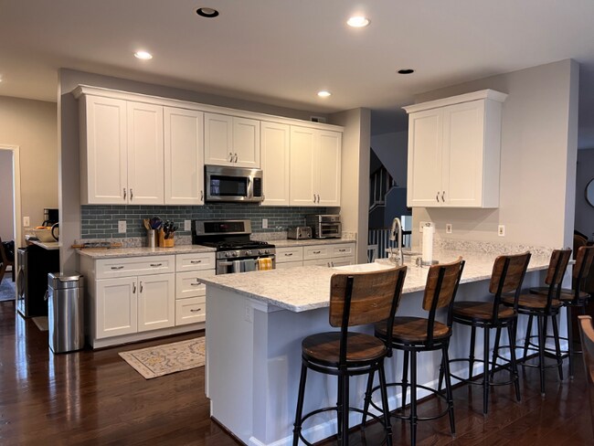 Building Photo - 5319 Trumpington Ct