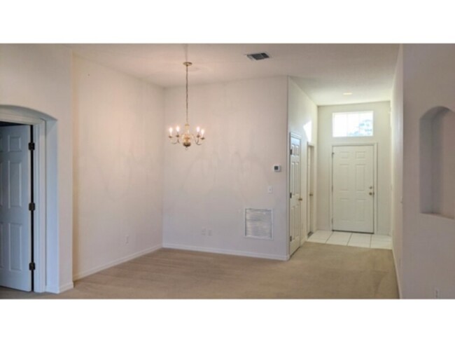 Building Photo - Spacious open floor plan in Indian Trails ...