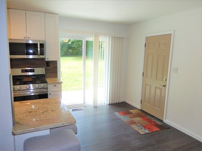 Building Photo - 1016 Caspan St