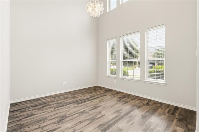 Building Photo - 3021 Colorado Dr
