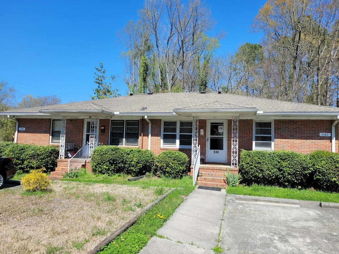Primary Photo - 538 Green St