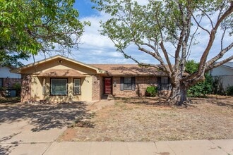 Building Photo - 5238 Kingston Dr