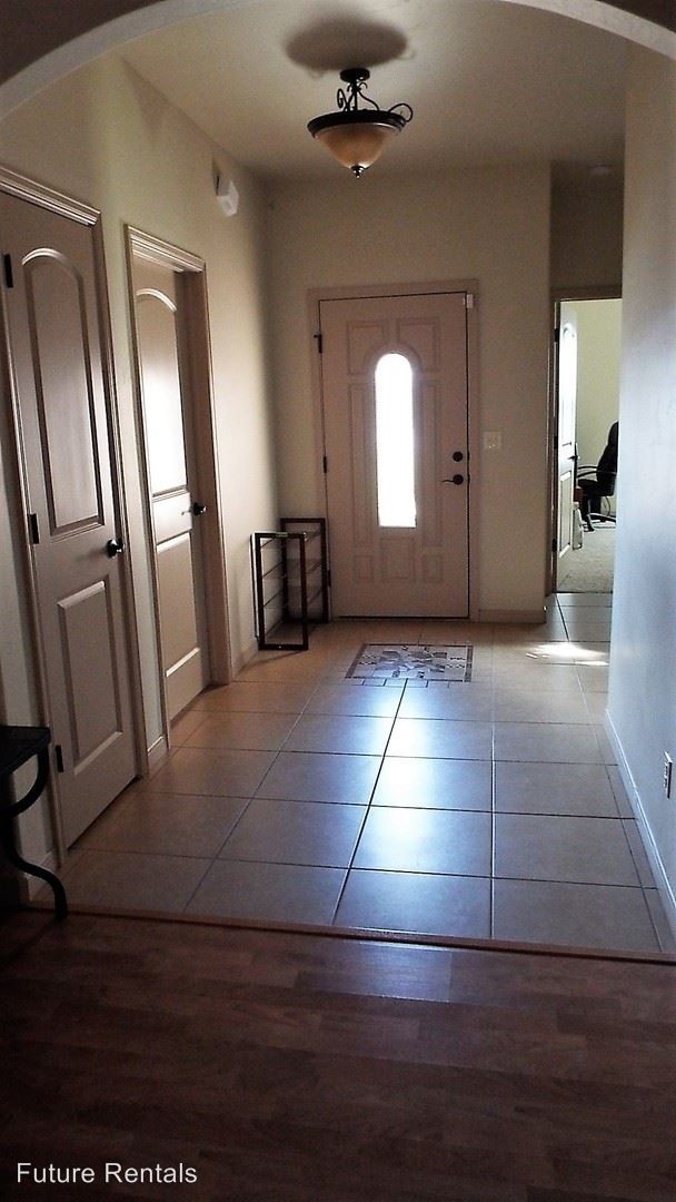 Foto del edificio - 3 br, 2 bath House - 503 Coronado