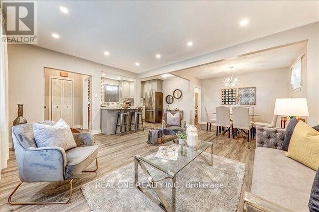 Building Photo - 164 Ellington Dr