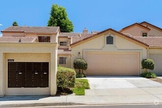 Building Photo - 3617 Fallon Cir