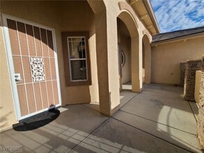 Building Photo - 6780 Sandpebble St