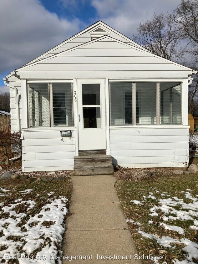 2 br, 1 bath House 306 Eldred Street House for Rent in Battle Creek