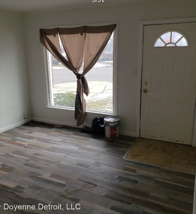 Building Photo - 3 br, 1 bath House - 18700 Tireman