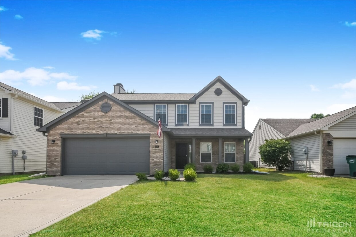 Primary Photo - 16736 Yeoman Way