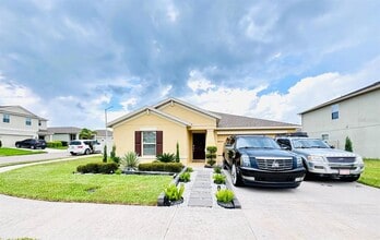 Building Photo - 279 Bergamot Lp