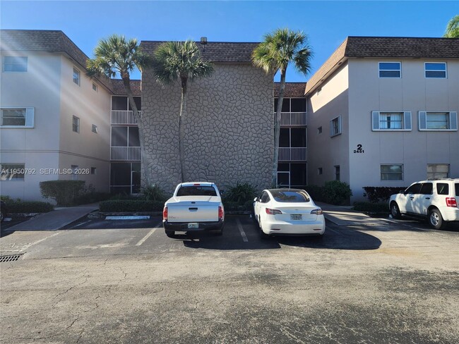 Building Photo - 2451 SW 82nd Ave