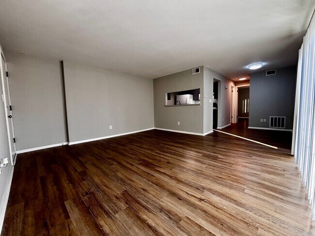 Foto del edificio - Spacious One Bedroom Located in Kettering ...