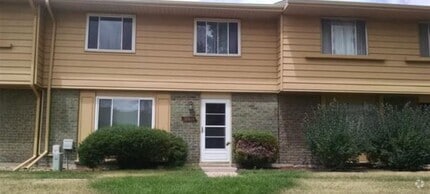 Building Photo - 12448 E Kansas Pl
