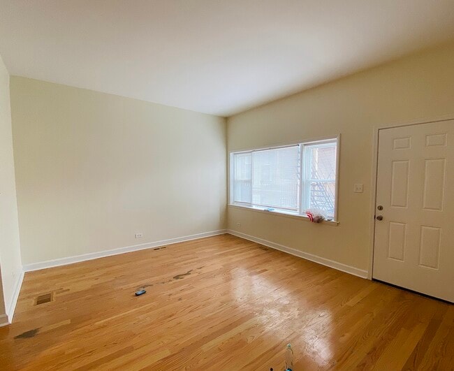 Building Photo - 1452 W Taylor St