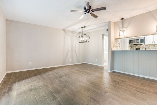 Foto del edificio - Fully Renovated Condo in 75219!