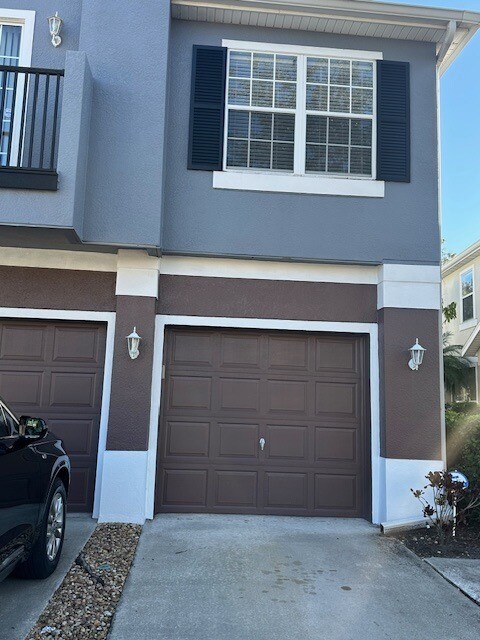 Foto del edificio - Spacious 2 Bed / 2 Bath Townhome with Garage – Gated Community in Orlando – $1,920/mo (Resident B...