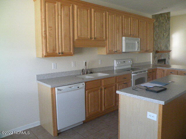 Building Photo - 132 Blackheath Dr