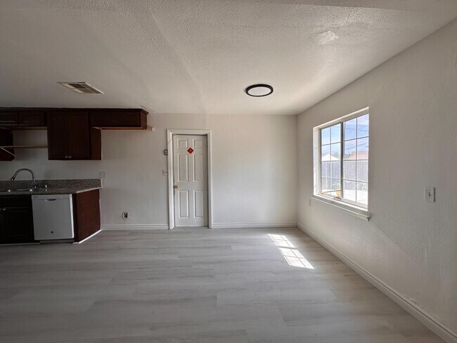 Foto del edificio - 2146 Cantaria Ave
