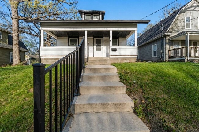 Building Photo - 1519 32nd St