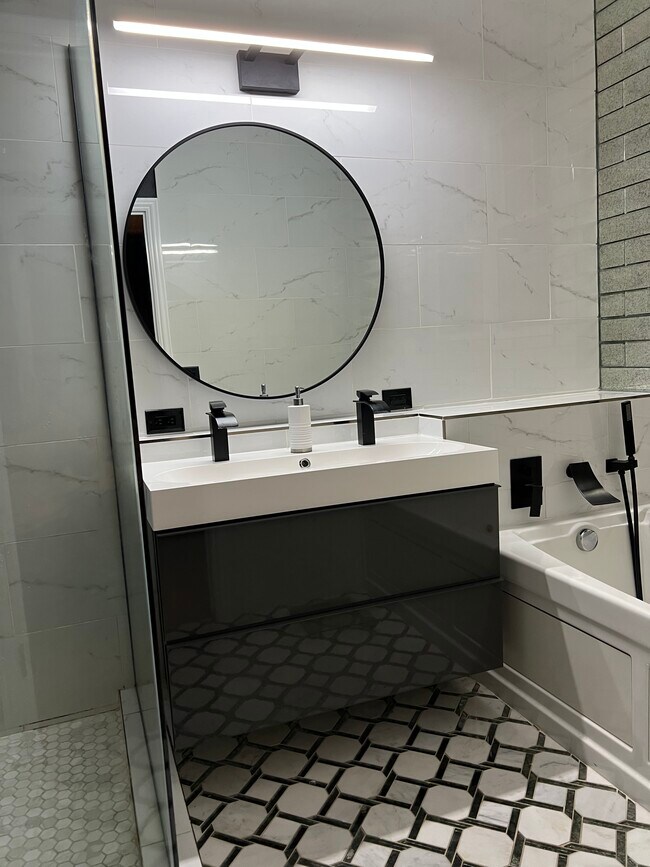 2869 Acarie Dr, Columbus, OH 43219 Townhome Rentals in Columbus OH