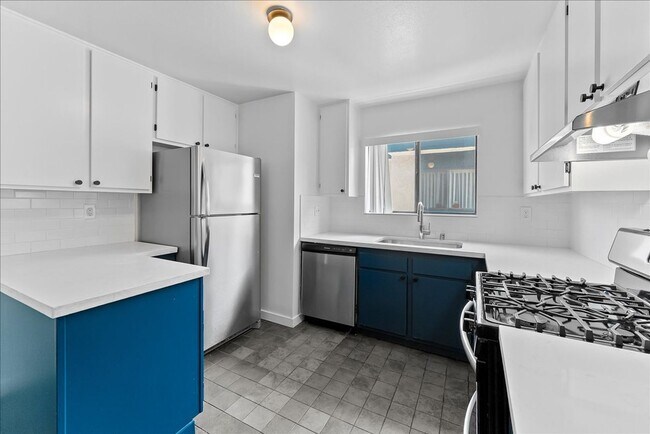 Foto del edificio - 448 W Windsor Rd