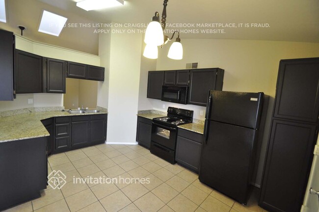 Building Photo - 4739 W Morrow Dr