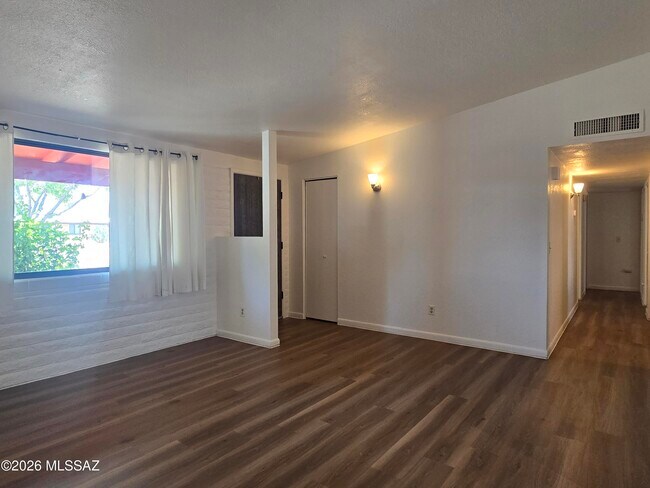 Foto del edificio - 2351 W Placita Algodon