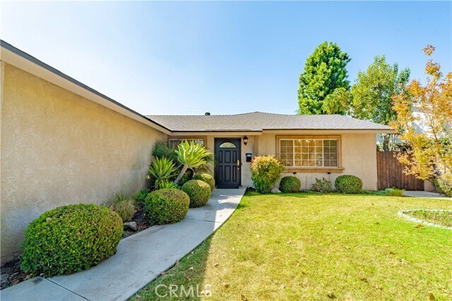 Foto del edificio - 23812 Archwood St