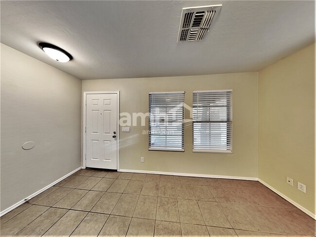 Building Photo - 3131 W Alta Vista Road