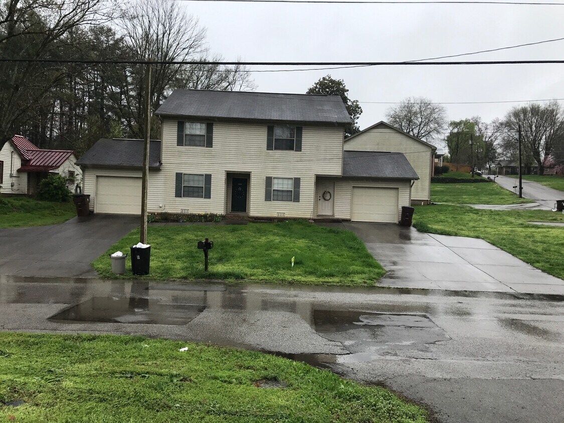 901 E Mountcastle St, Jefferson City, TN 37760 House for Rent in