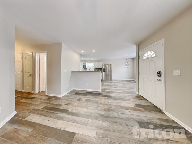 Building Photo - 1117 Woodbriar St