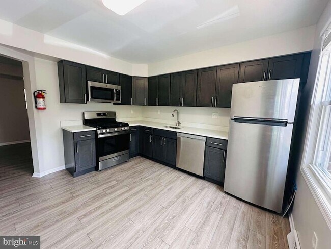 Foto del edificio - 1438 Boxwood Dr