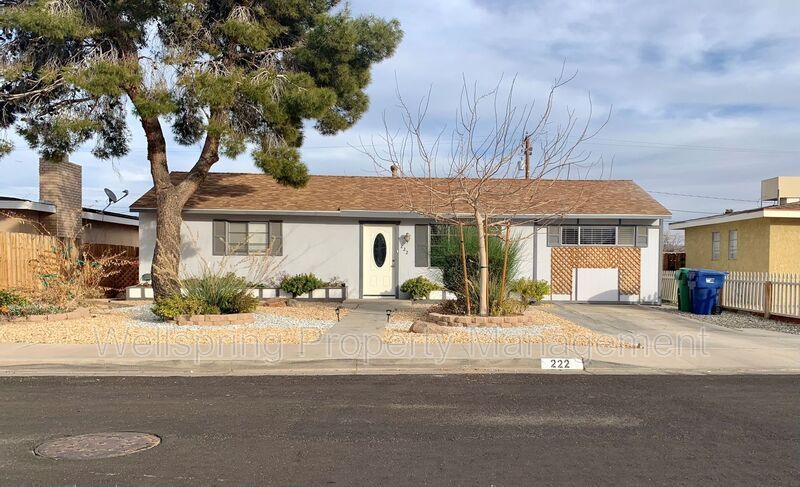 Primary Photo - 222 S Holly Canyon Dr
