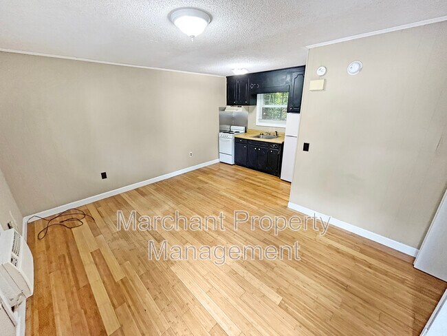 Foto del edificio - 118 Creekside Dr