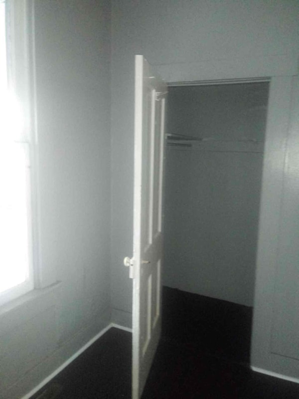 Building Photo - 415 N Race St