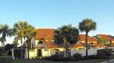 Building Photo - 16600 Traders Crossing S