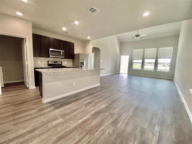 Building Photo - 24639 Signorelli Way