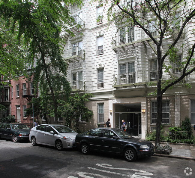 Apartments at 53-59 Perry St - 53-59 Perry St