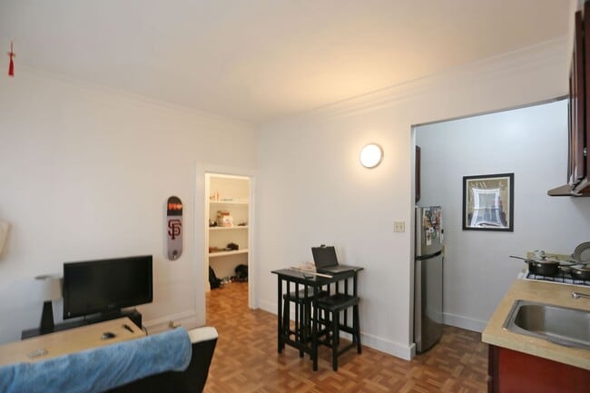 Photo - 1243 Pine Street Apartment