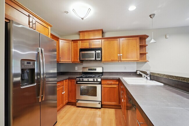 Foto del edificio - 1415 6th Ave N