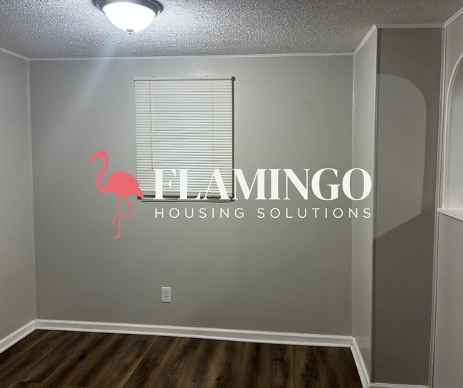 Building Photo - 913 Westwood Ave