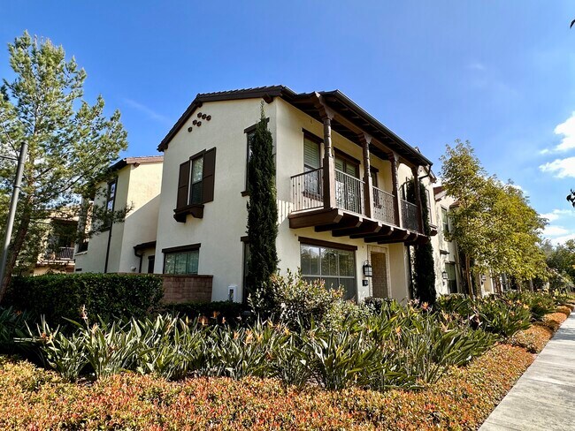Building Photo - 126 Hayseed