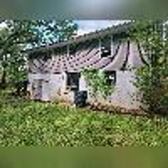 Foto del edificio - 748 Steakley Dr