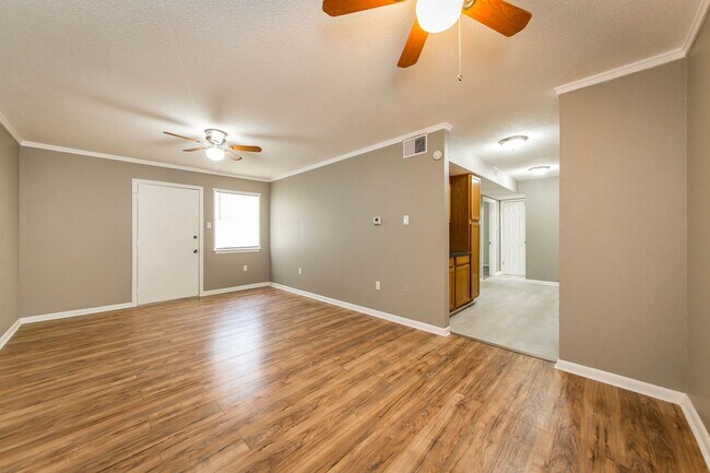 Foto del edificio - 404 N Lincoln St