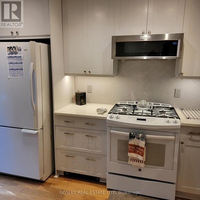 Building Photo - 77 Linnsmore Cr