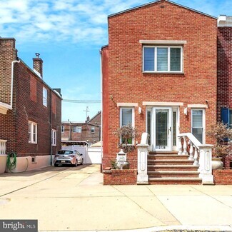 Building Photo - 2728 S Marvine St