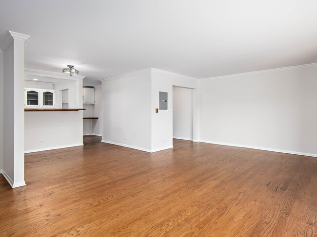 Building Photo - 400 Thames Pkwy