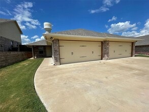 Building Photo - 3132 Weave Ct