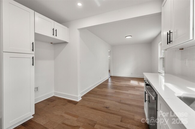 Foto del edificio - 1801 Findlay St