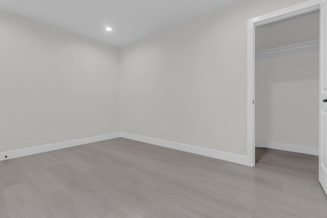 Building Photo - 4059 Denker Ave